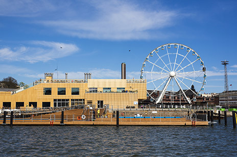 Skywheel Helsinki och Allas Sea Pool i Helsingfors